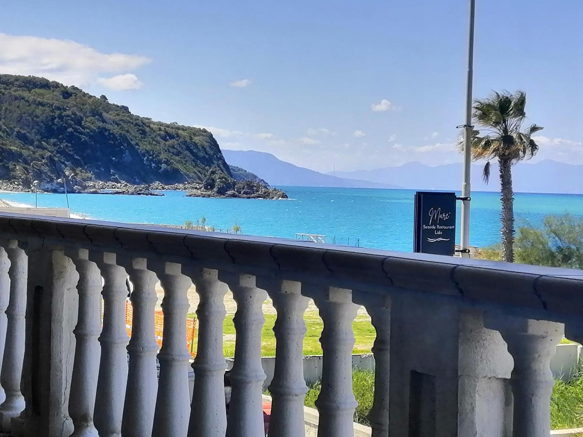 Eneide Bed & Breakfast Palmi Exterior photo